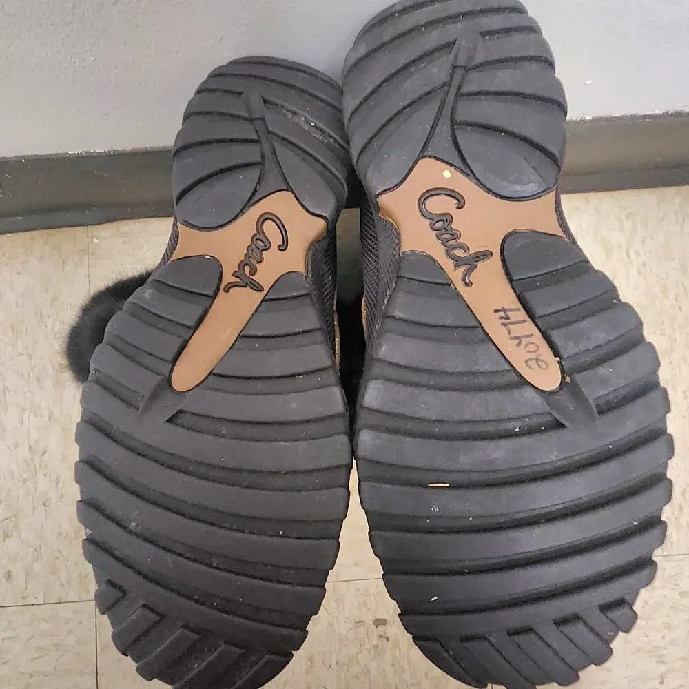 WNS Coach Boots Size 5B - Picture 2 of 5